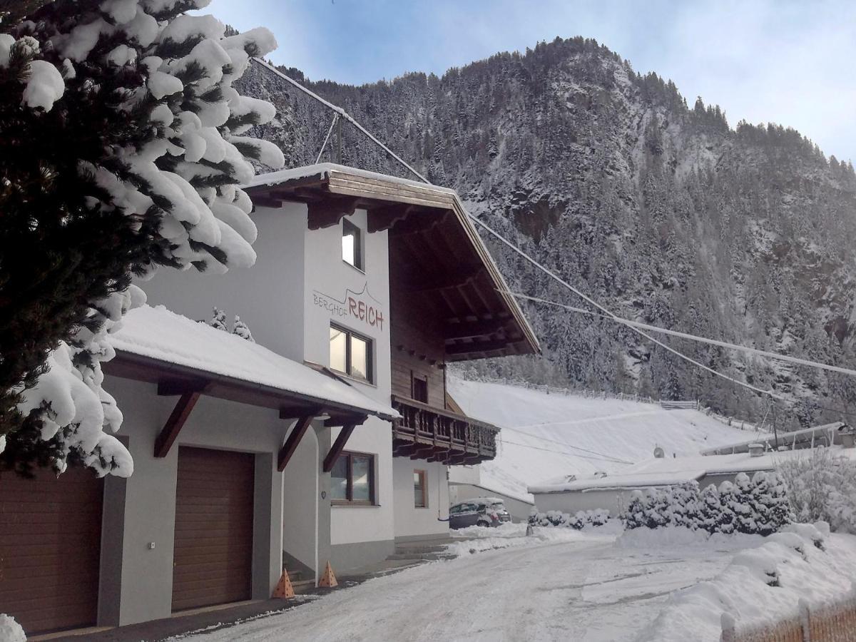 Holiday Home Berghof Reich By Interhome Längenfeld Eksteriør billede